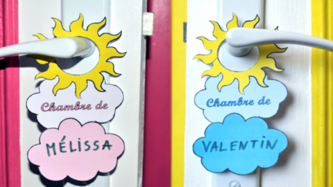 plaque de porte enfant avec prénom personnalisée à accrocher